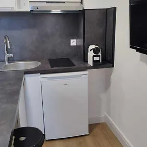 Verdier Studio Lot 6 Apartment